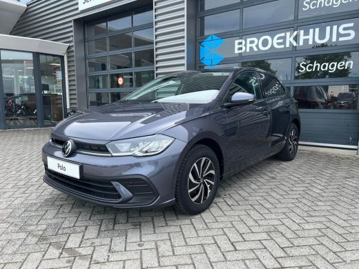 Volkswagen Polo Life Edition €2.000,- inruilvoordeel | 'App-Connect' draadloze smartphone integratie | Buitenspie... ActivLease financial lease