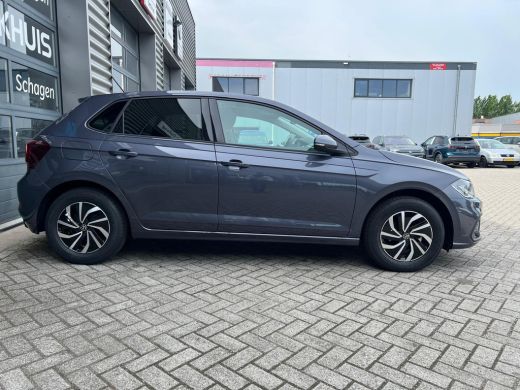 Volkswagen Polo Life Edition €2.000,- inruilvoordeel | 'App-Connect' draadloze smartphone integratie | Buitenspie... ActivLease financial lease