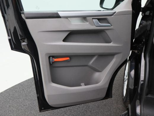 Volkswagen Transporter 2.0 TDi 150 Pk Automaat Bulli L2H1 28 | Full LED | Navigatie | Trekhaak | 17 Inch | Virtual Dashb... ActivLease financial lease