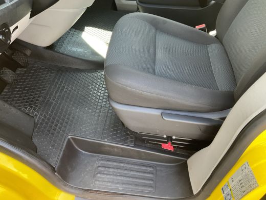 Volkswagen Transporter 2.0 TDI HIAB kraan Kastinrichting Trekhaak Laadkraan Airco Cruise Comfortline DC L2H1 Lang ActivLease financial lease