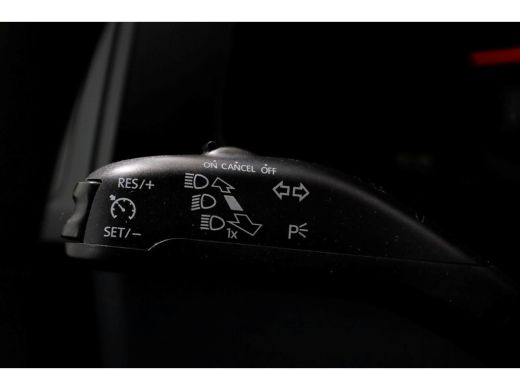 Volkswagen Transporter T6 2.0 TDI 102pk E6 L1H1 Trendline Airco/Imperiaal 06-2018 ActivLease financial lease