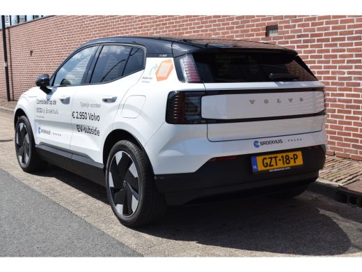 Volvo  EX30 Single Motor Extended Range Plus 69 kWh | BLIS | Achteruitrijcamera | ActivLease financial lease
