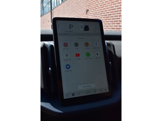 Volvo  EX30 Single Motor Extended Range Plus 69 kWh | BLIS | Achteruitrijcamera | Harman Kardon | ActivLease financial lease