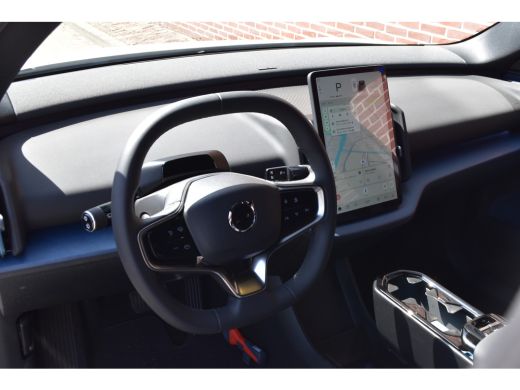 Volvo  EX30 Single Motor Extended Range Plus 69 kWh | BLIS | Achteruitrijcamera | Harman Kardon | ActivLease financial lease