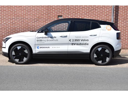 Volvo  EX30 Single Motor Extended Range Plus 69 kWh | BLIS | Achteruitrijcamera | Harman Kardon | ActivLease financial lease