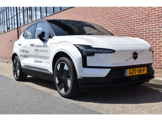 Volvo  EX30 Single Motor Extended Range Plus 69 kWh | BLIS | Achteruitrijcamera | ActivLease financial lease