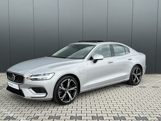 Volvo S60 Recharge T6 AWD Ultimate Bright | Panoramadak | Stoel en Stuurwiel verwarming | Harman Kardon | H... Volvo S60 Recharge T6 AWD Ultimate Bright | Panoramadak | Stoel en Stuurwiel verwarming | Harman Kardon | H...