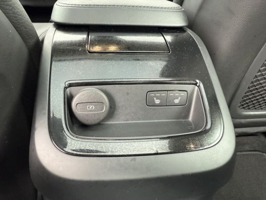 Volvo  S60 Recharge T6 AWD Ultimate Bright | Panoramadak | Stoel en Stuurwiel verwarming | Harman Kardon | H... ActivLease financial lease