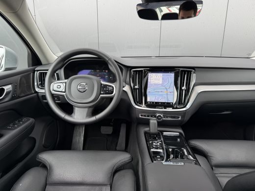 Volvo  S60 Recharge T6 AWD Ultimate Bright | Panoramadak | Stoel en Stuurwiel verwarming | Harman Kardon | H... ActivLease financial lease