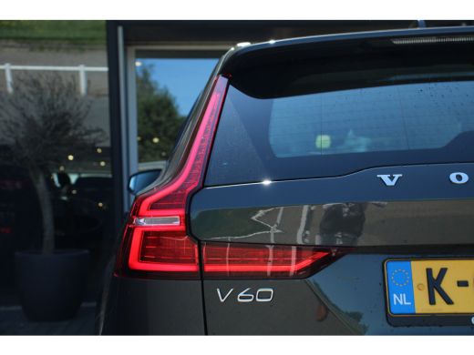 Volvo  V60 B3 Inscription | Adaptive Cruise | Camera | Lighting-Pack | Verwarmbare Voorruit | Trekhaak | BLIS ActivLease financial lease