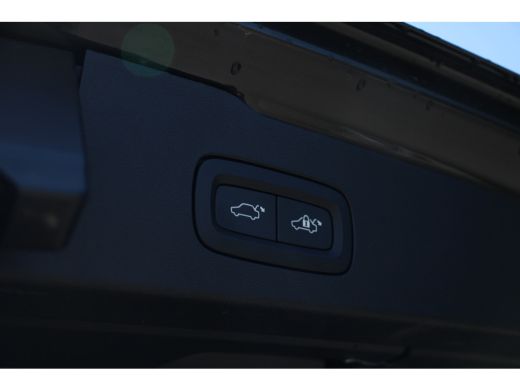 Volvo  V60 B3 Inscription | Adaptive Cruise | Camera | Lighting-Pack | Verwarmbare Voorruit | Trekhaak | BLIS ActivLease financial lease
