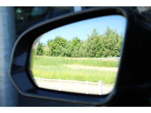 Volvo  V60 B3 Inscription | Adaptive Cruise | Camera | Lighting-Pack | Verwarmbare Voorruit | Trekhaak | BLIS ActivLease financial lease