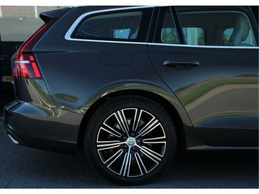 Volvo  V60 B3 Inscription | Adaptive Cruise | Camera | Lighting-Pack | Verwarmbare Voorruit | Trekhaak | BLIS ActivLease financial lease