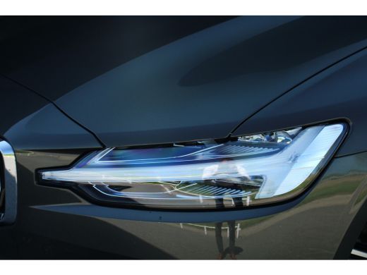 Volvo  V60 B3 Inscription | Adaptive Cruise | Camera | Lighting-Pack | Verwarmbare Voorruit | Trekhaak | BLIS ActivLease financial lease
