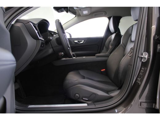 Volvo  V60 B4 197PK Core | Leder | Climate Pack | Trekhaak | Driver Pack ActivLease financial lease