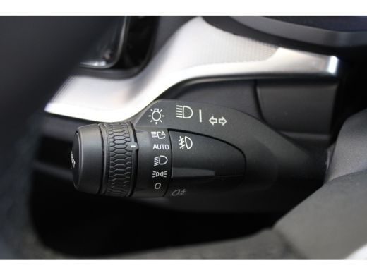 Volvo  V60 B4 197PK Core | Leder | Climate Pack | Trekhaak | Driver Pack ActivLease financial lease