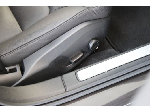 Volvo  V60 B4 197PK Core | Leder | Climate Pack | Trekhaak | Driver Pack ActivLease financial lease