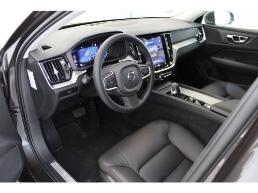 Volvo  V60 B4 197PK Core | Leder | Climate Pack | Trekhaak | Driver Pack ActivLease financial lease
