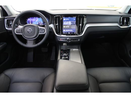 Volvo  V60 B4 197PK Core | Leder | Climate Pack | Trekhaak | Driver Pack ActivLease financial lease