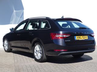Skoda Superb Combi 1.4 TSI iV 218PK Business Edition Plus | ADAPTIVE CRUISE | ELEKTRISCHE ACHTERKLEP | STOELVE...