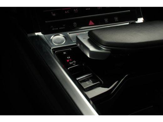 Audi e-tron 50 quattro Launch edition plus 71 kWh NL-AUTO | DEALER-OH | LEDER | 360 CAMERA | ADAPTIVE CRUISE ... ActivLease financial lease