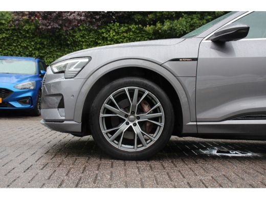Audi e-tron 50 quattro Launch edition plus 71 kWh NL-AUTO | DEALER-OH | LEDER | 360 CAMERA | ADAPTIVE CRUISE ... ActivLease financial lease