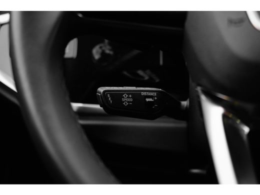 Audi Q3 45 TFSI e Advanced edition | Achteruitrijcamera | Stoelverwarming | Adaptieve Cruise Control | Le... ActivLease financial lease