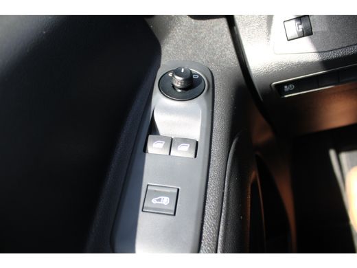 Citroën ë-Berlingo 136 L2 50 kWh | SENSOREN | ADAPTIVE CRUISE CONTROLE | CAMERA | 4,9% FINANCIALLEASE | LAADRUIMTE B... ActivLease financial lease