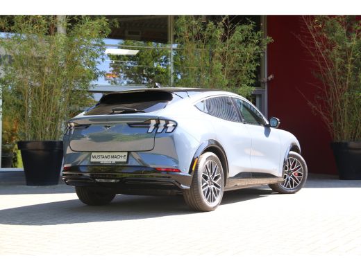 Ford Mustang Mach-E Mach-E Ext. Range 98kWh AWD Premium Uit voorraad leverbaar! ActivLease financial lease