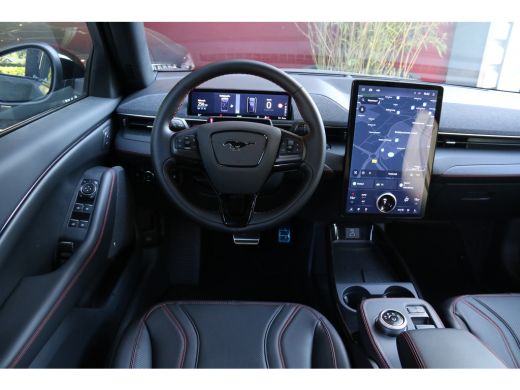 Ford Mustang Mach-E Mach-E Ext. Range 98kWh AWD Premium Uit voorraad leverbaar! ActivLease financial lease