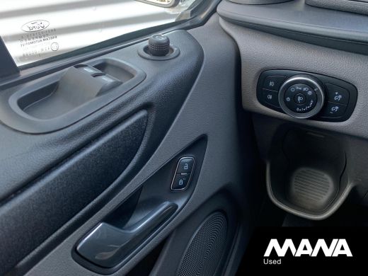 Ford Transit Custom 300 2.0 130pk TDCI L2H1 Automaat Limited LMV Cruise Airco Camera Bluetooth Sensoren LED NAVI Verw... ActivLease financial lease