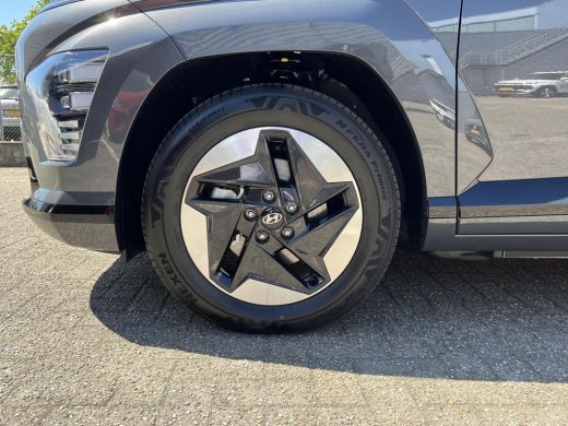 Hyundai KONA Electric Comfort Smart 48.4 kWh | Tijdelijk gratis upgrade! | Uit voorraad leverbaar! | ActivLease financial lease