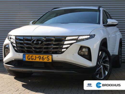Hyundai Tucson 1.6 T-GDI PHEV Comfort 4WD | Trekhaak | Stoelverwarming | Adaptive Cruise | Dodehoek-Detectie | P... Hyundai Tucson 1.6 T-GDI PHEV Comfort 4WD | Trekhaak | Stoelverwarming | Adaptive Cruise | Dodehoek-Detectie | P...