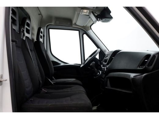 Iveco Daily 35S16 160pk E6 L2H2 HiMatic Automaat Airco/Camera Trekhaak 3500kg 05-2018 ActivLease financial lease