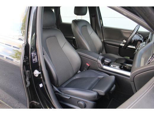 Mercedes B-Klasse 180 Advantage | Camera | Navi | Full-LED | Stoelverw. | Climate & Cruise C. | 17" LMV | | Camera ... ActivLease financial lease