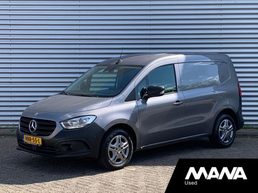 Mercedes Citan 110 Benzine Pro LMV Cruise Camera CarPlay Airco ParkAssist Sensoren NAVI CCV Armleuning Airbag 12... Mercedes Citan 110 Benzine Pro LMV Cruise Camera CarPlay Airco ParkAssist Sensoren NAVI CCV Armleuning Airbag 12...