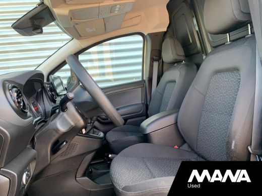 Mercedes Citan 110 Benzine Pro LMV Cruise Camera CarPlay Airco ParkAssist Sensoren NAVI CCV Armleuning Airbag 12... ActivLease financial lease