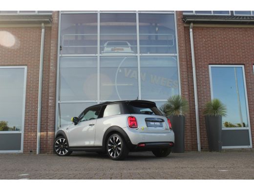 Mini Electric Leer | DAB | PDC | Climate control | ➡️ ActivLease financial lease