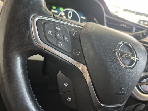 Opel Ampera-E Business executive 60 kWh | Achteruitrijcamera | Electronic climate controle | Keyless entry ActivLease financial lease