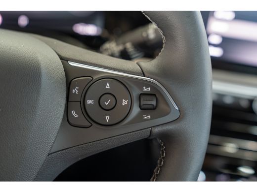 Opel Mokka Electric Level 3 50 kWh | Camera | Navi Pro | Stoel & Stuurverwarming | Parkeersensoren | Lichtmetaal | ActivLease financial lease