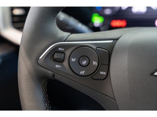 Opel Mokka Electric Level 3 50 kWh | Camera | Navi Pro | Stoel & Stuurverwarming | Parkeersensoren | Lichtmetaal | ActivLease financial lease