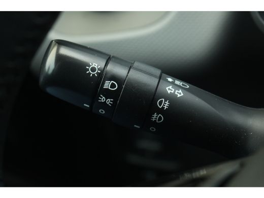 Peugeot 108 1.0 e-VTi Active ActivLease financial lease