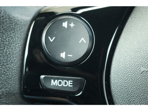 Peugeot 108 1.0 e-VTi Active ActivLease financial lease