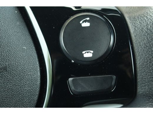 Peugeot 108 1.0 e-VTi Active ActivLease financial lease