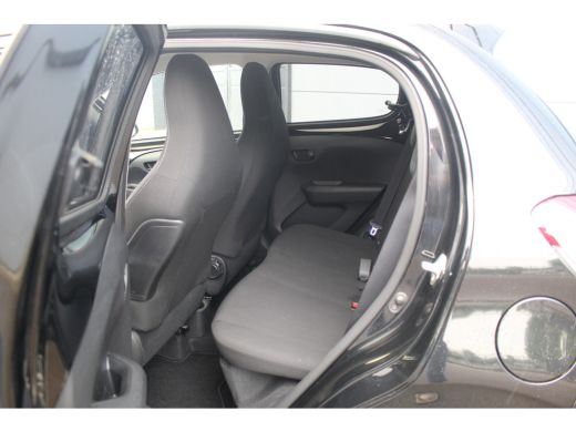 Peugeot 108 1.0 e-VTi Active ActivLease financial lease