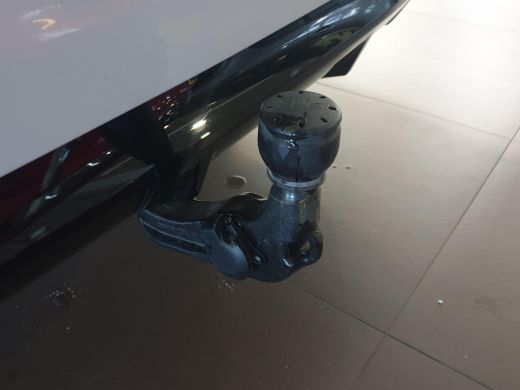 Peugeot 508 SW 1.6 HYbrid 225 GT | Achterbank in delen neerklapbaar | Achteruitrijcamera | Alarmsysteem | Ach... ActivLease financial lease
