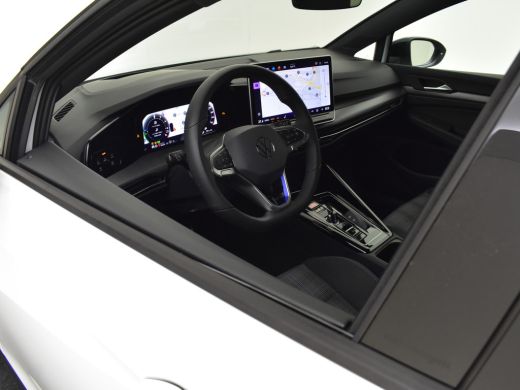 Volkswagen Golf 8.5 Nieuw model 1.5 eHybrid GTE 272pk l Black Pakket I Matrix Q Light l Head-up Display l Travel Assi... ActivLease financial lease