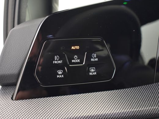 Volkswagen Golf 8.5 Nieuw model 1.5 eHybrid GTE 272pk l Black Pakket I Matrix Q Light l Head-up Display l Travel Assi... ActivLease financial lease