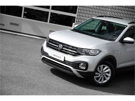 Volkswagen T-Cross 1.0 TSI Life | Carplay | LM Velgen | Lane Assist ActivLease financial lease