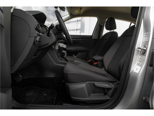 Volkswagen T-Cross 1.0 TSI Life | Carplay | LM Velgen | Lane Assist ActivLease financial lease